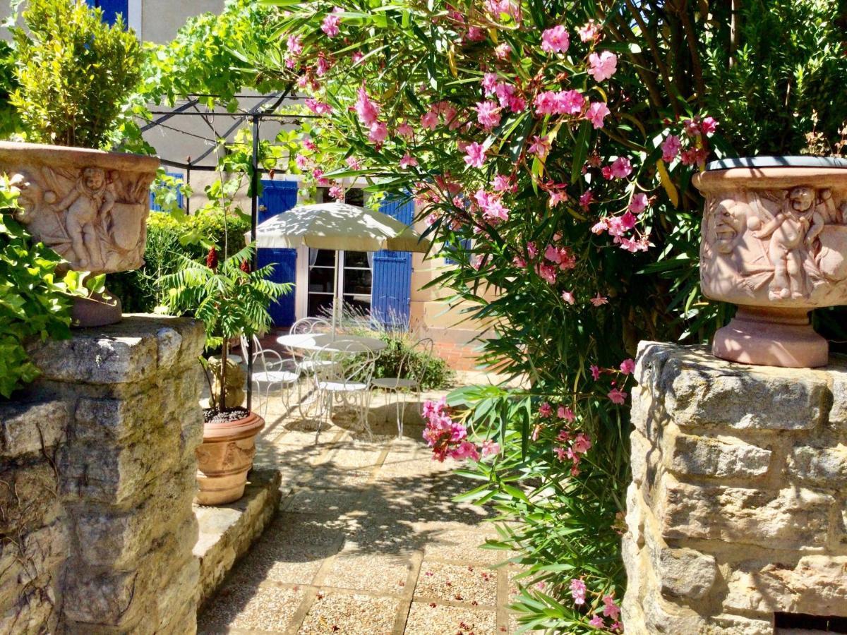 Le Vieux Pont Villa Carpentras Exterior photo